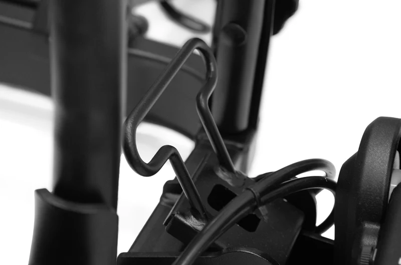 PORTE-VÉLOS INCLINABLE SUR ATTELAGE - 2 VÉLOS