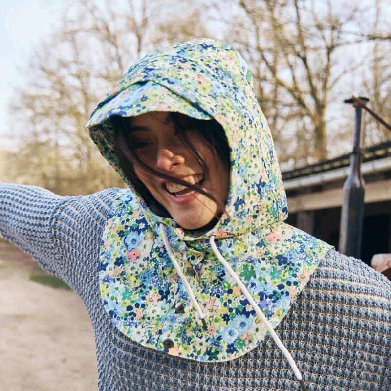 Capuche de pluie Fudini imprimé fleurs