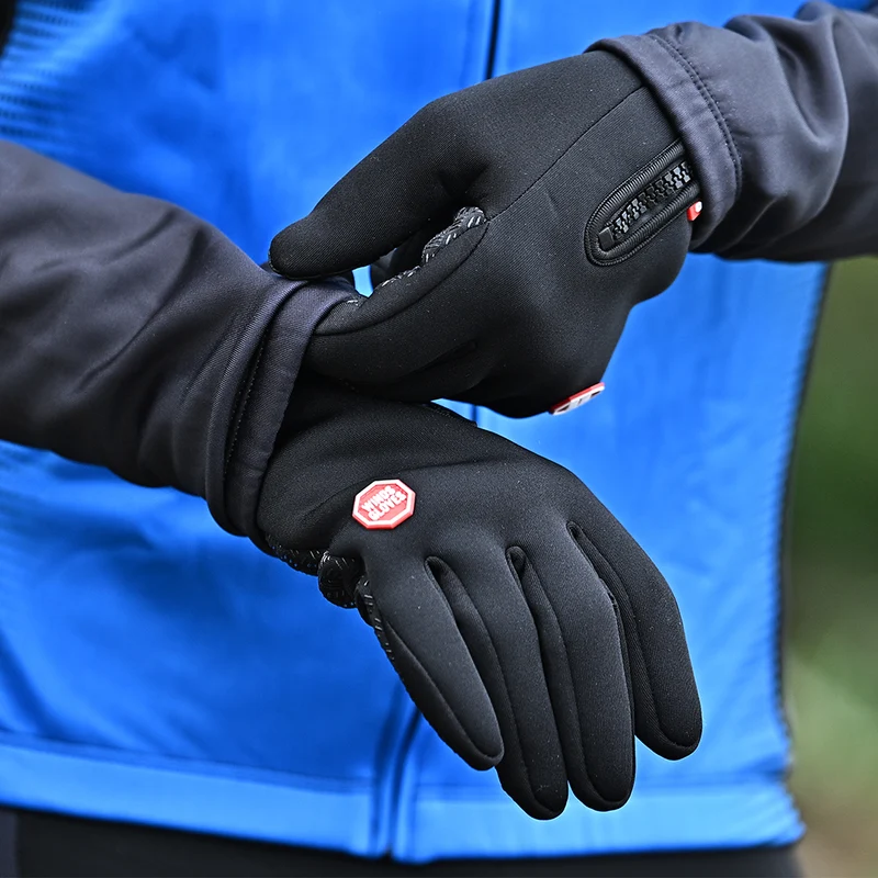 Pack Protect+ | Cycliste Coupe-vent et Gants