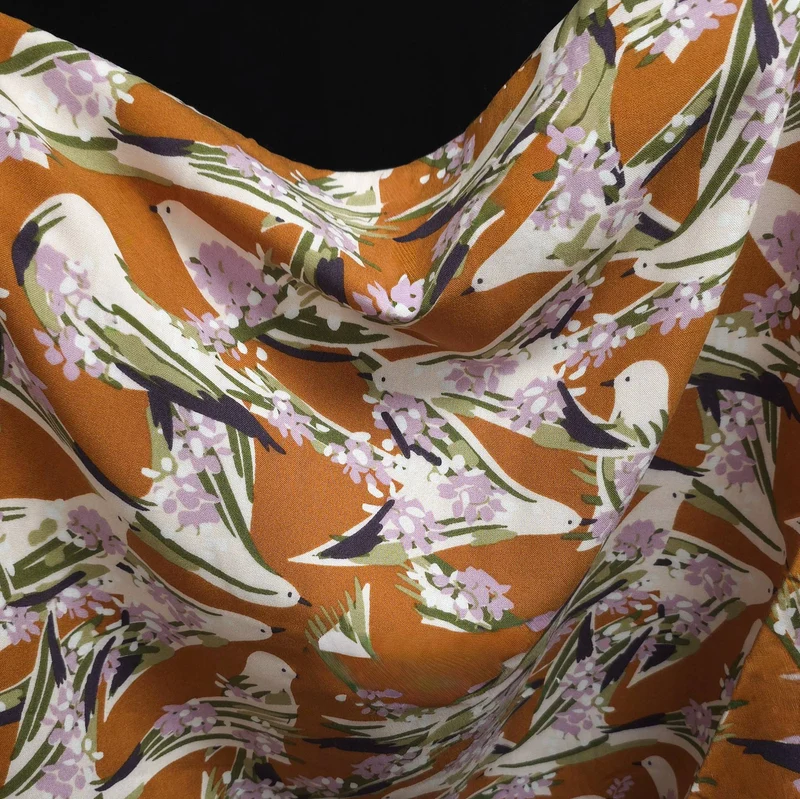 Tissu de viscose imprimé oiseaux | Brun & vert