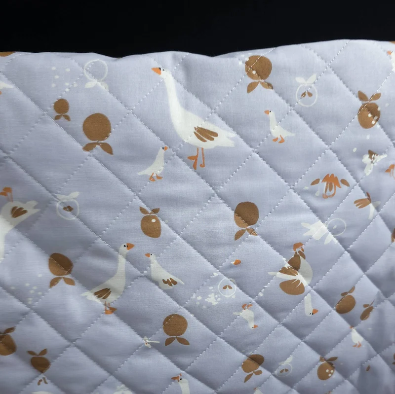 Coton matelassé réversible | Oies bleues & jardin ivoire