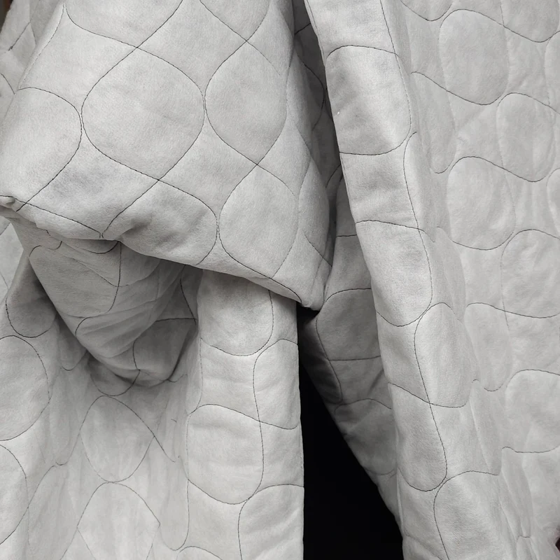 Doublure matelassée isolante | Intérieur Thinsulate® | Bourgogne | Marigold – Fabriqué à Montréal | 82 cm | FIN DE ROULEAU
