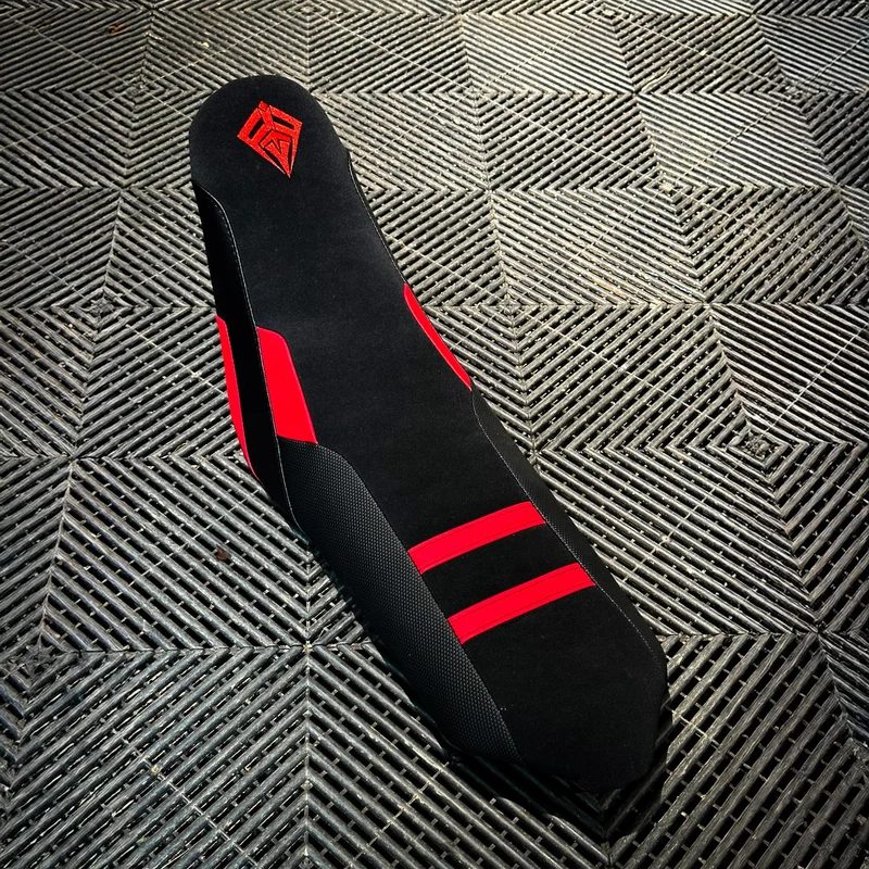 Housse De Selle - FIFTY ELITE - Rouge