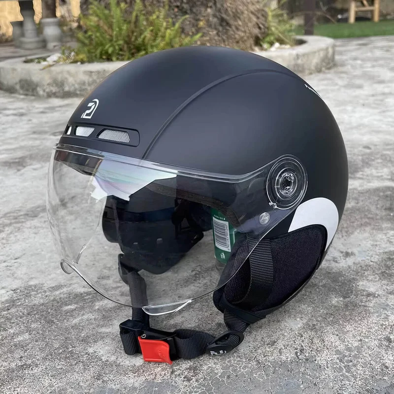 StreetGuard™ | Casque velo urbain avec visière protectrice