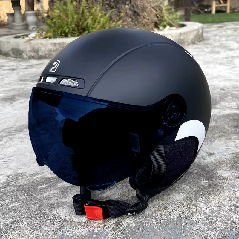 StreetGuard™ | Casque velo urbain avec visière protectrice