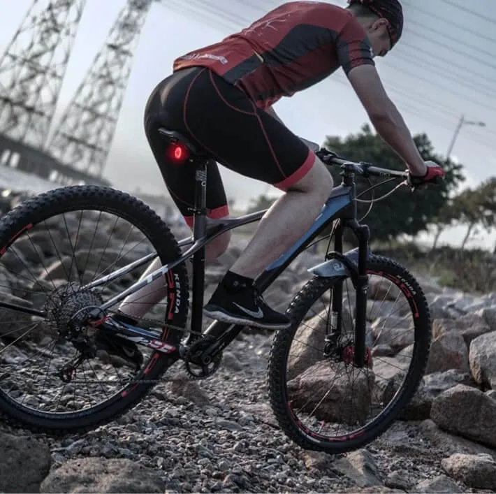 LEDRearLight™ | Feu arriere velo avec détection de freinage automatique
