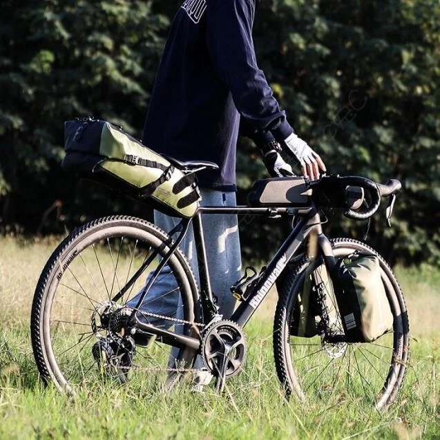 ProofSaddleLargeCase™ | Sacoche de selle 10/13L étanche avec fixation stable