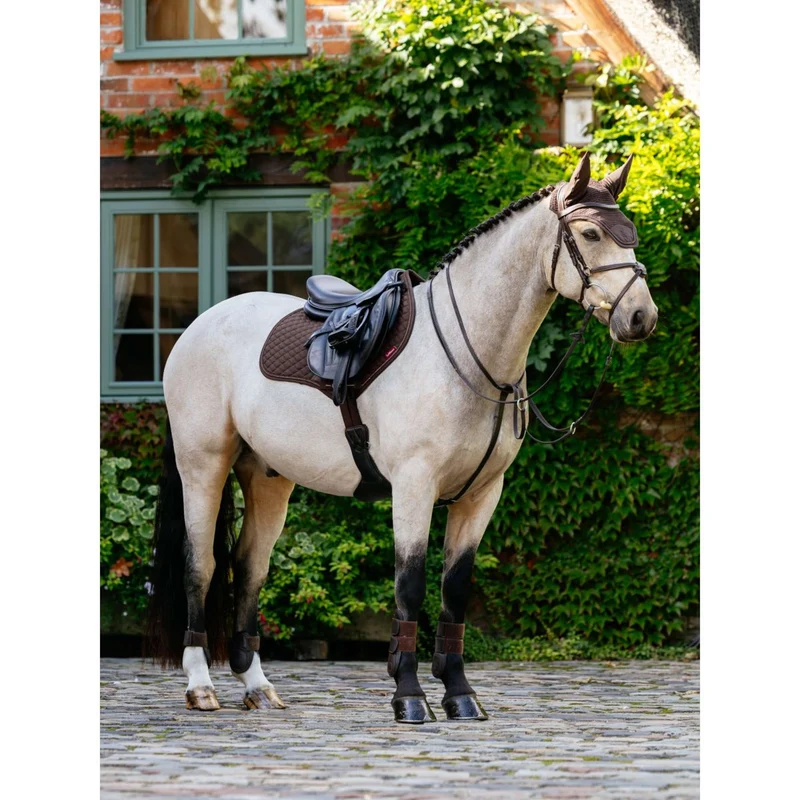 LeMieux Tapis de Selle Brilliance Close Contact Square de Saut Espresso