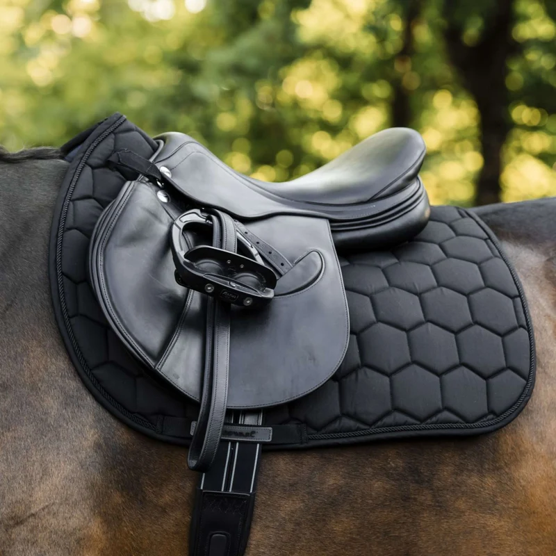 Horseware Tapis de Selle Ionic Close Contact Noir