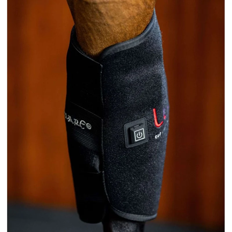 Horseware LED Red Light Therapy Right Hock Boot Noir