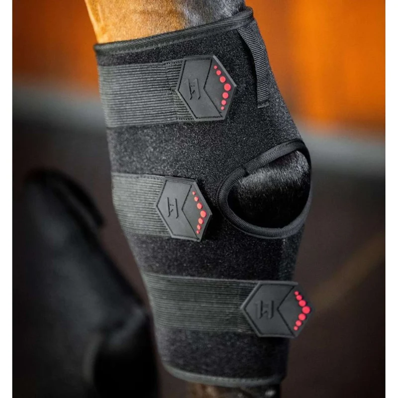 Horseware LED Red Light Therapy Right Hock Boot Noir