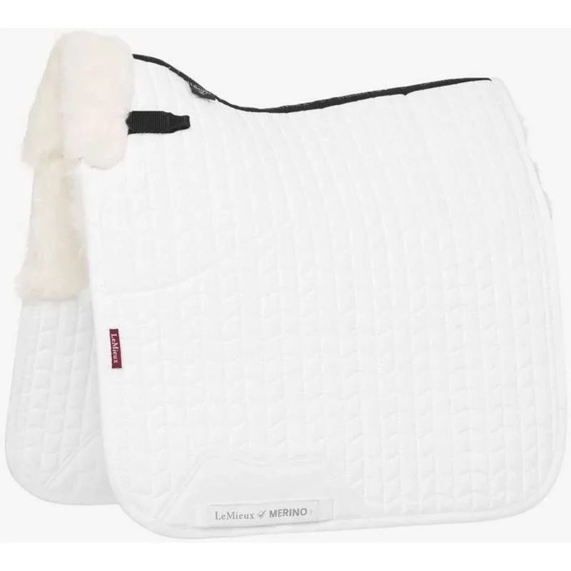 LeMieux Tapis de Selle ProLambs Square Half Lined Dressage Blanc/Blanc