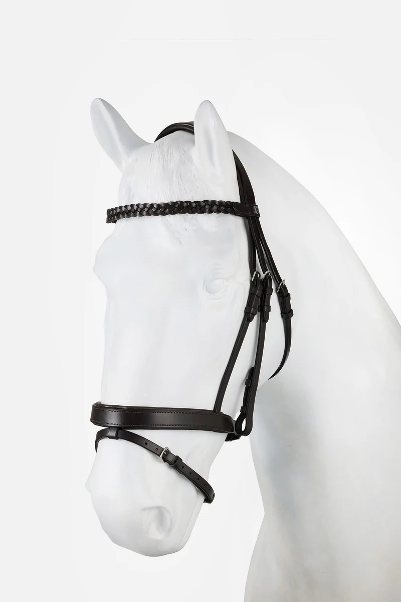 Beaufort Hunter bride Brown P